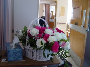 the kleenex box shows how big the basket was...