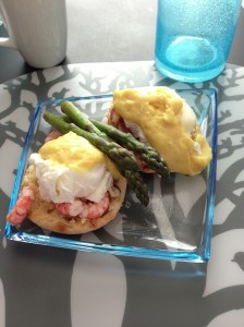 crab and prawn benedict was my last dinner at Cyndi and Ron's...